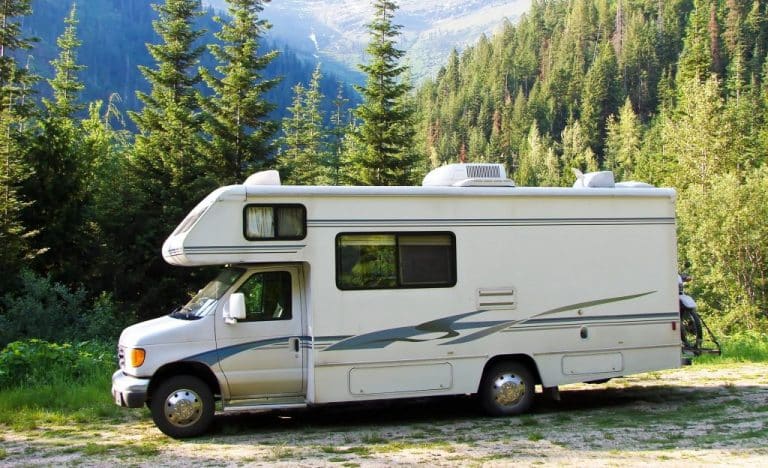 Celebrity-Motor-Homes-1024x624